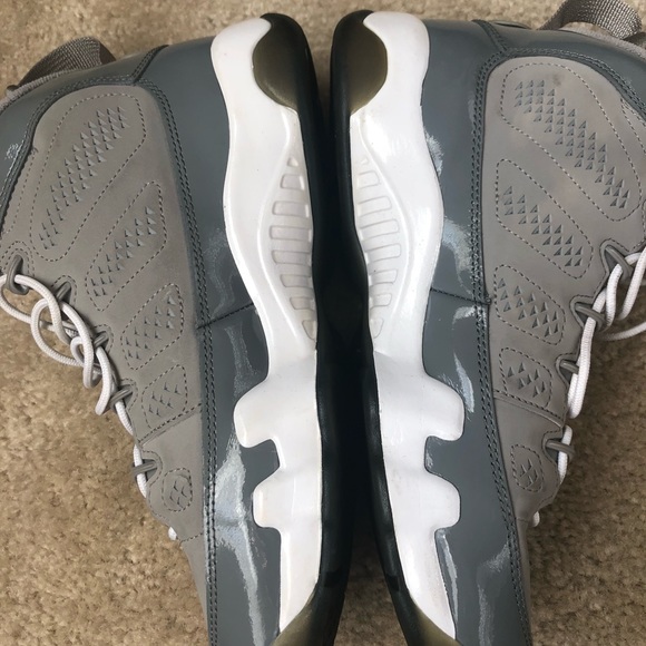 Retro 9 “Cool Grey” - Picture 8 of 8